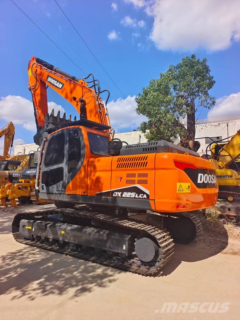 Doosan DX 225 LCA Εκσκαφείς με ερπύστριες