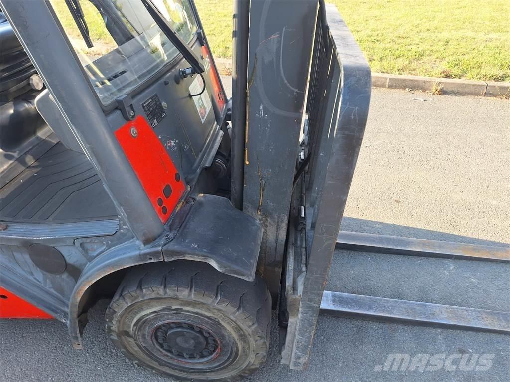 Linde H25T-01 Κατασκευές - Άλλα