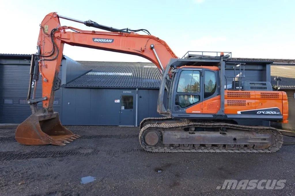 Doosan DX300LC Εκσκαφείς με ερπύστριες