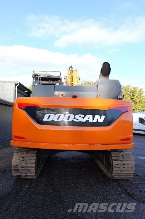 Doosan DX300LC Εκσκαφείς με ερπύστριες