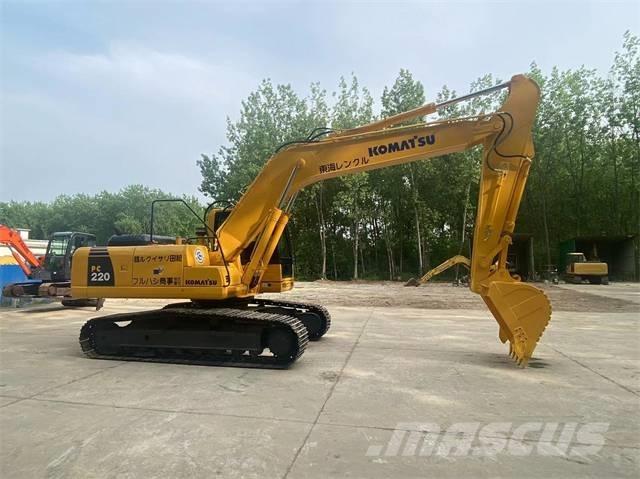 Komatsu PC 220-8 Εκσκαφείς με ερπύστριες