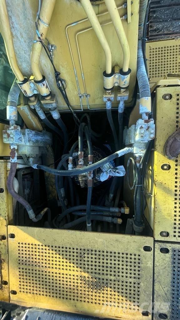 CAT 330 C LC Εκσκαφείς με ερπύστριες