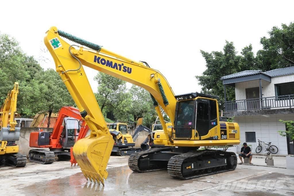 Komatsu PC 200-8 Εκσκαφάκι (διαβολάκι) < 7t