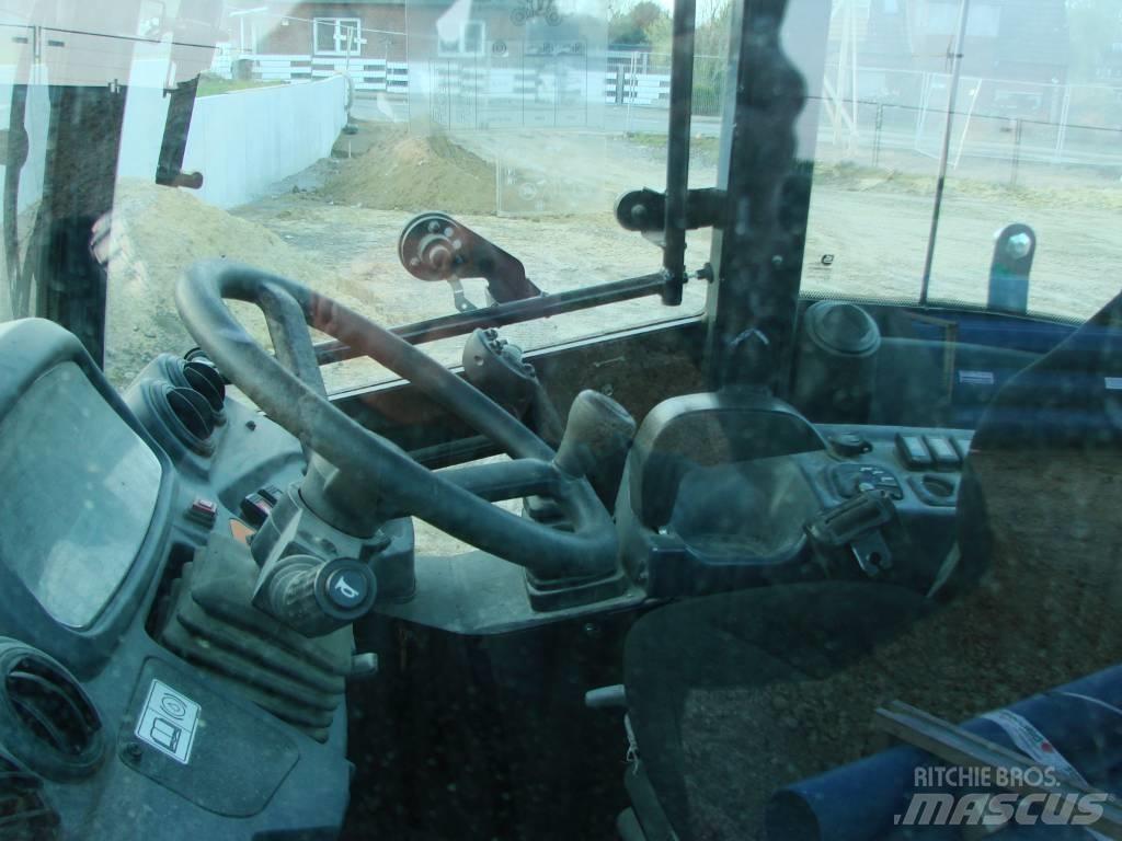 Kubota R 082 Φορτωτές με λάστιχα (Τροχοφόροι)