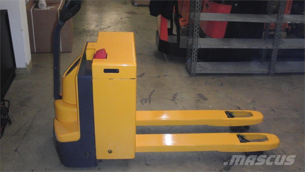 Jungheinrich ELE16 Παλετοφόρα πεζού χειριστή με ιστό