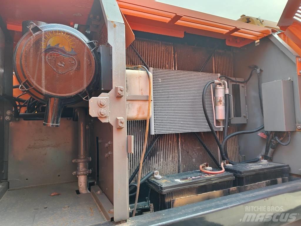 Hitachi ZX 210 Εκσκαφείς με ερπύστριες