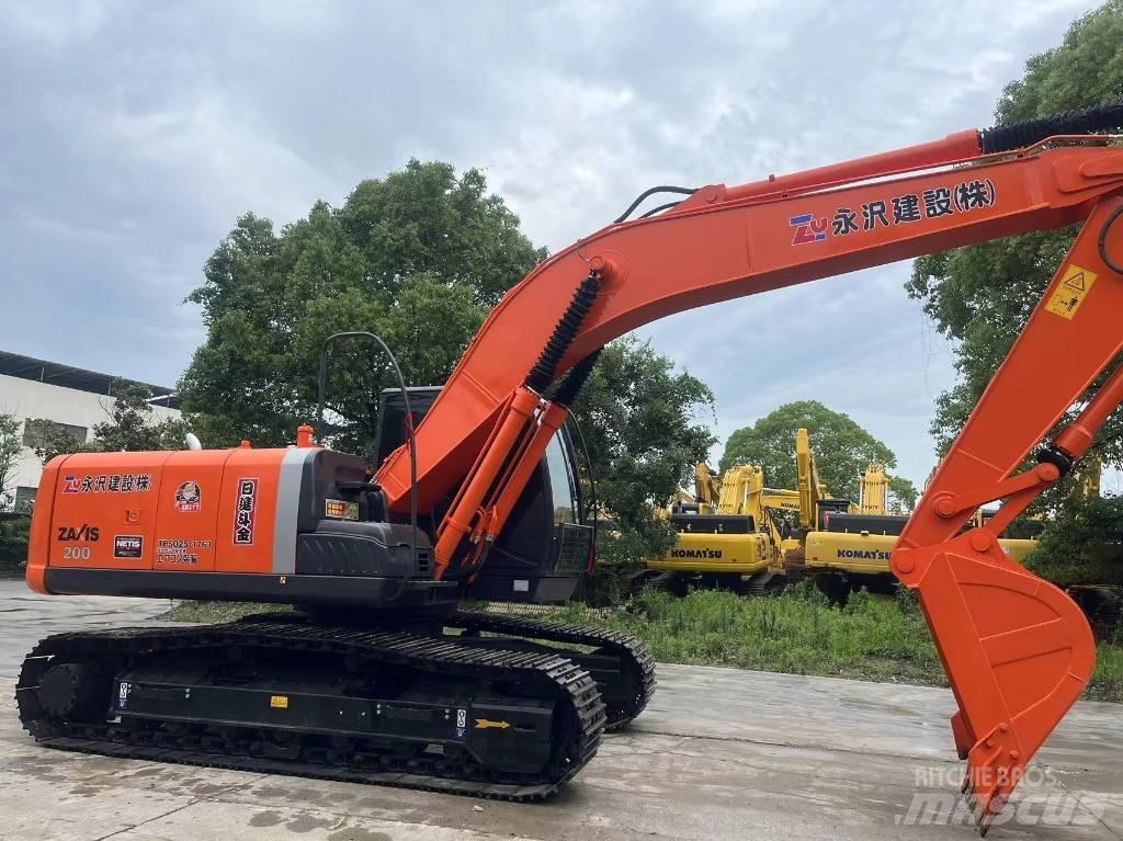 Hitachi ZX 200 Εκσκαφείς με ερπύστριες