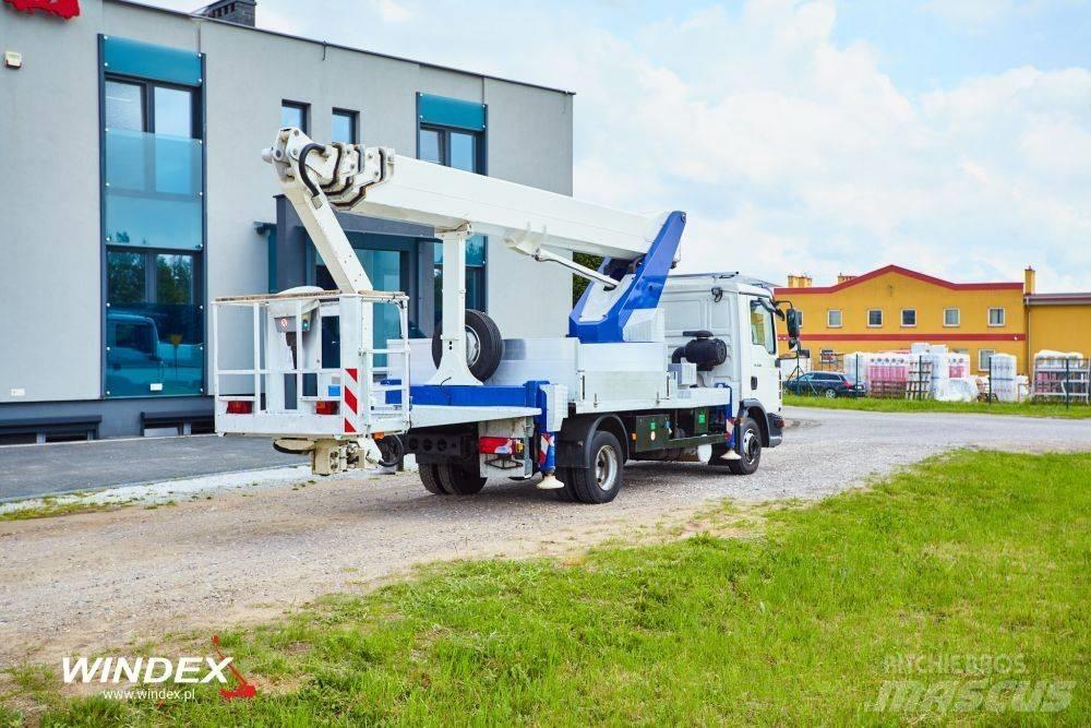 Wumag WT 300 Εναέριες πλατφόρμες τοποθετημένες σε φορτηγό