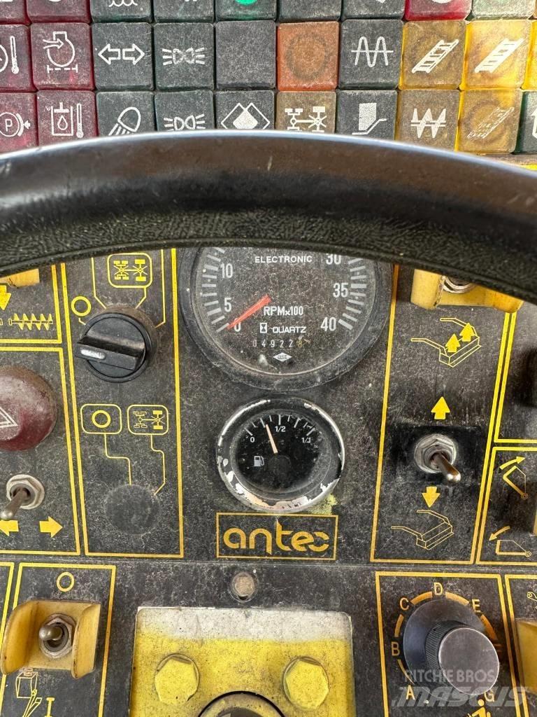 Ammann AFW 350 E Επίστρωση ασφάλτου