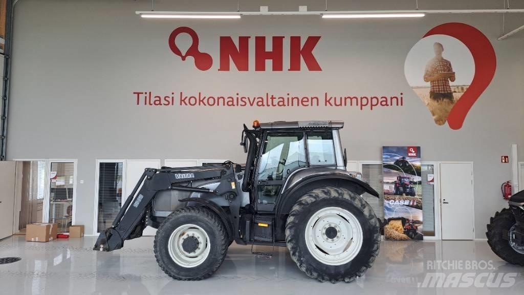 Valtra M 130 Τρακτέρ