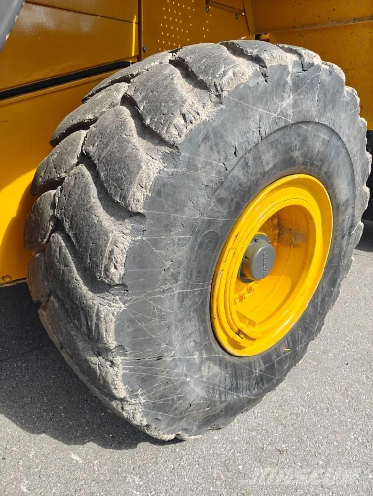 Volvo L 180 E Φορτωτές με λάστιχα (Τροχοφόροι)