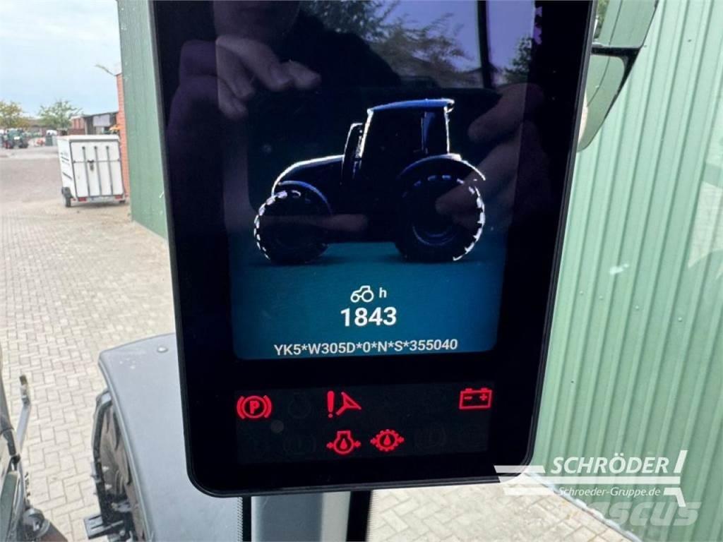 Valtra Q 305 Τρακτέρ