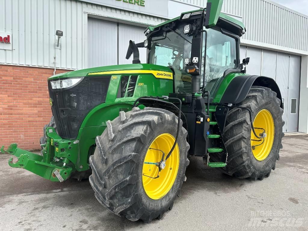 John Deere 7R 330 Τρακτέρ