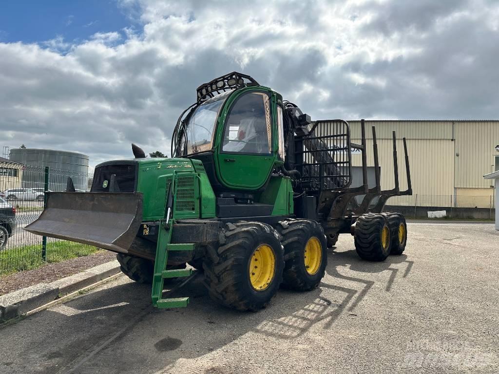 John Deere 1010E Μεταφορείς ξυλείας