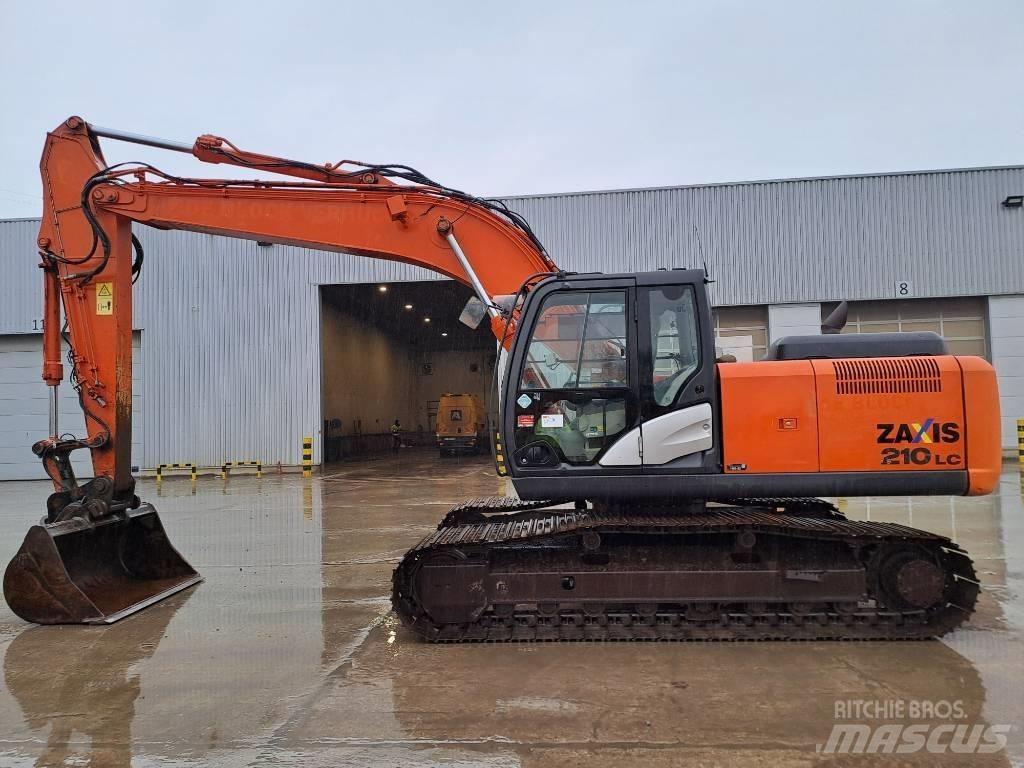 Hitachi ZX210LC-5B Εκσκαφείς με ερπύστριες