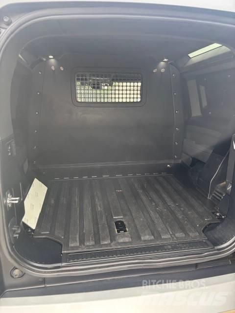 Land Rover Defender Κλούβες με συρόμενες πόρτες