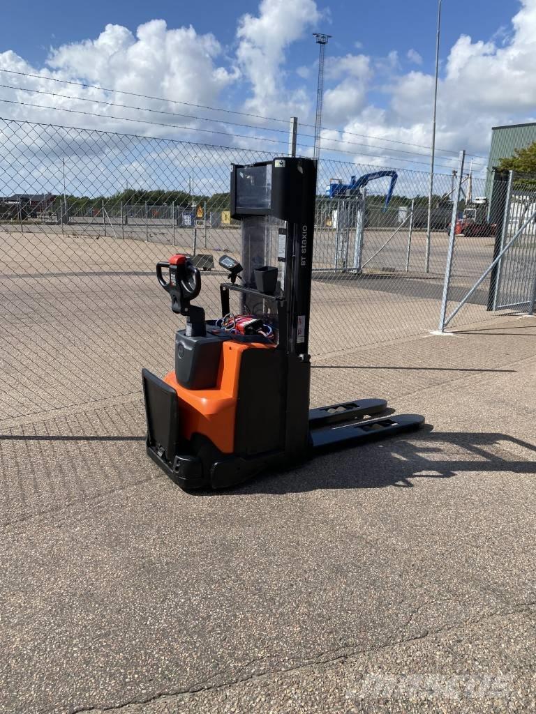 Toyota SWE 120 Παλετοφόρα πεζού χειριστή με ιστό