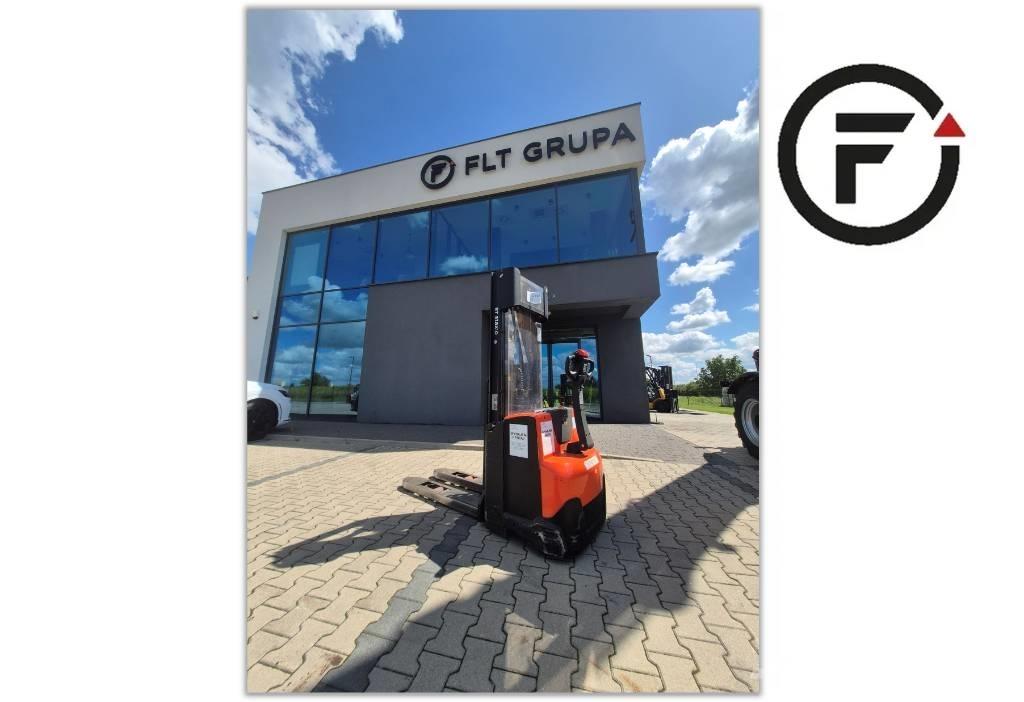 Toyota SWE140 Παλετοφόρα πεζού χειριστή με ιστό