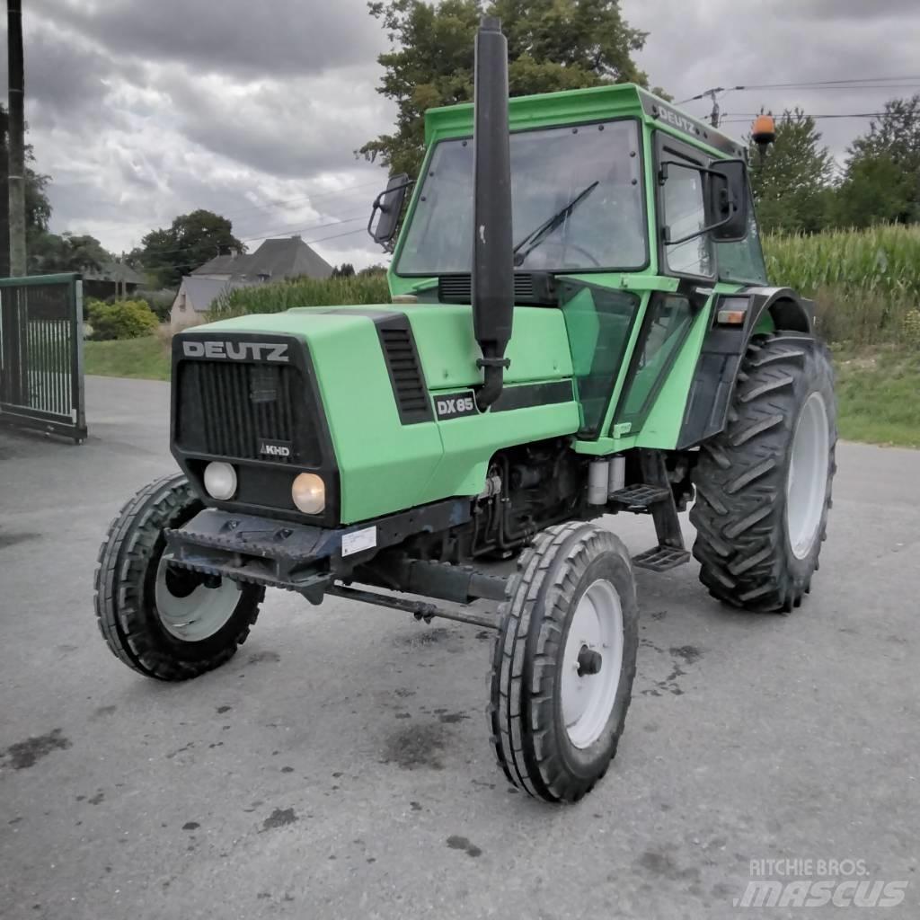 Deutz-Fahr DX85N Τρακτέρ