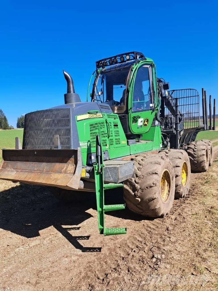 John Deere 1110 G Μεταφορείς ξυλείας
