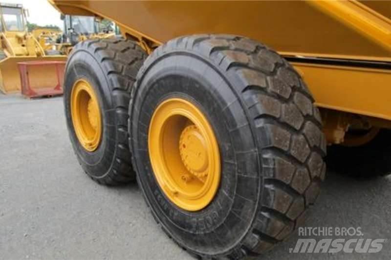 Bell B30E Σπαστό Dump Truck ADT