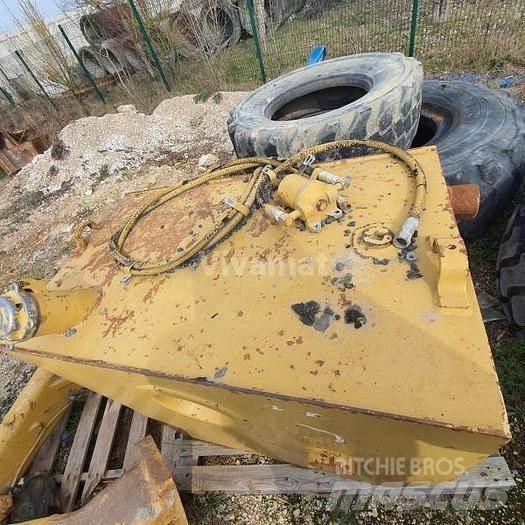 CAT 769D - Dumpers εργοταξίου
