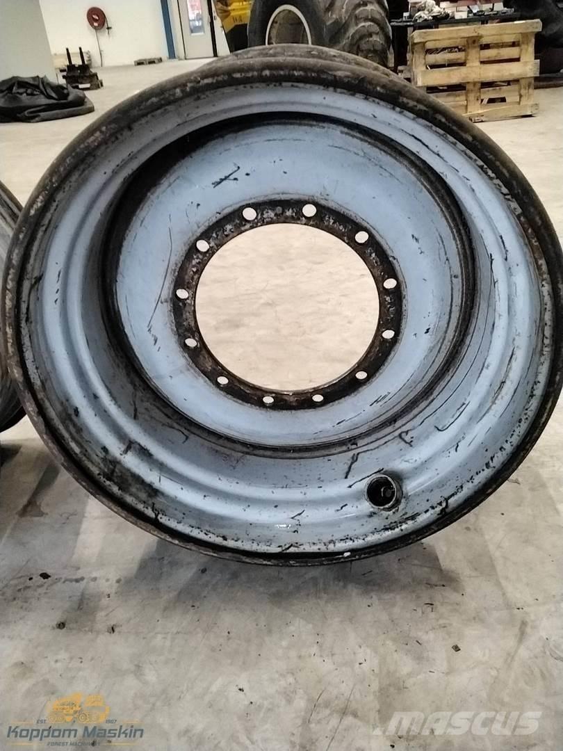 Valmet 901 20x34 Ελαστικά και ζάντες