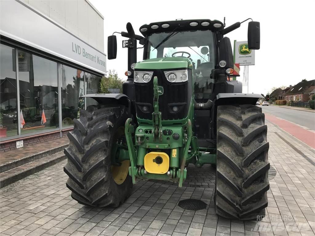 John Deere 6250R Τρακτέρ