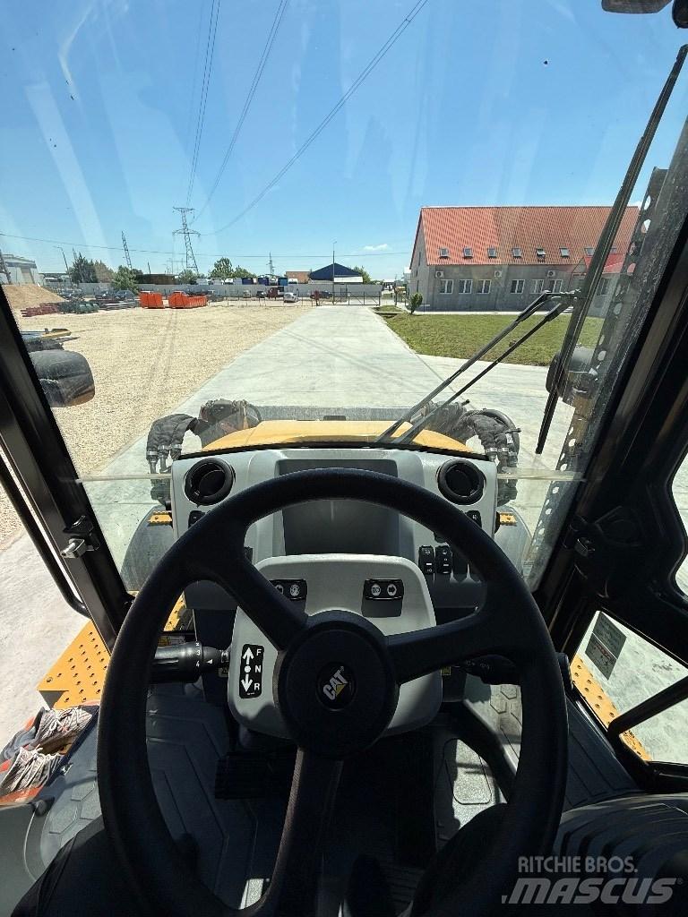 CAT 432f2 Εκσκαφείς Φορτωτές τύπου JCB