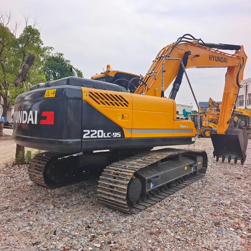 Hyundai 220LC-9 Εκσκαφείς με ερπύστριες