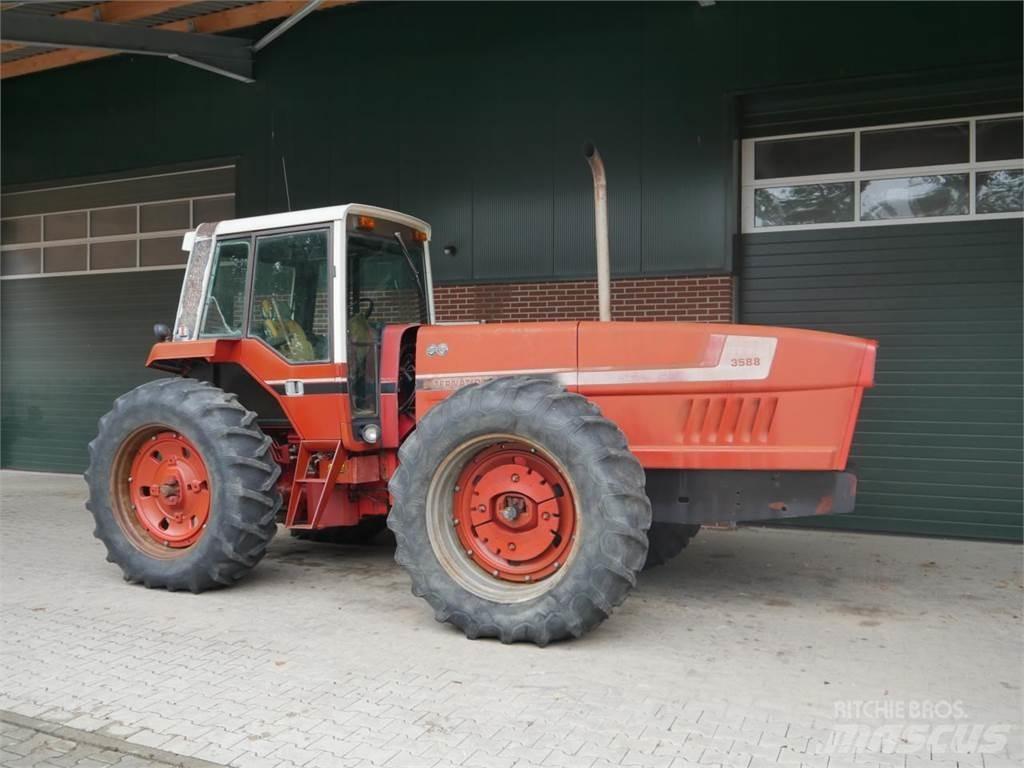 Case IH IHC 3588 Τρακτέρ