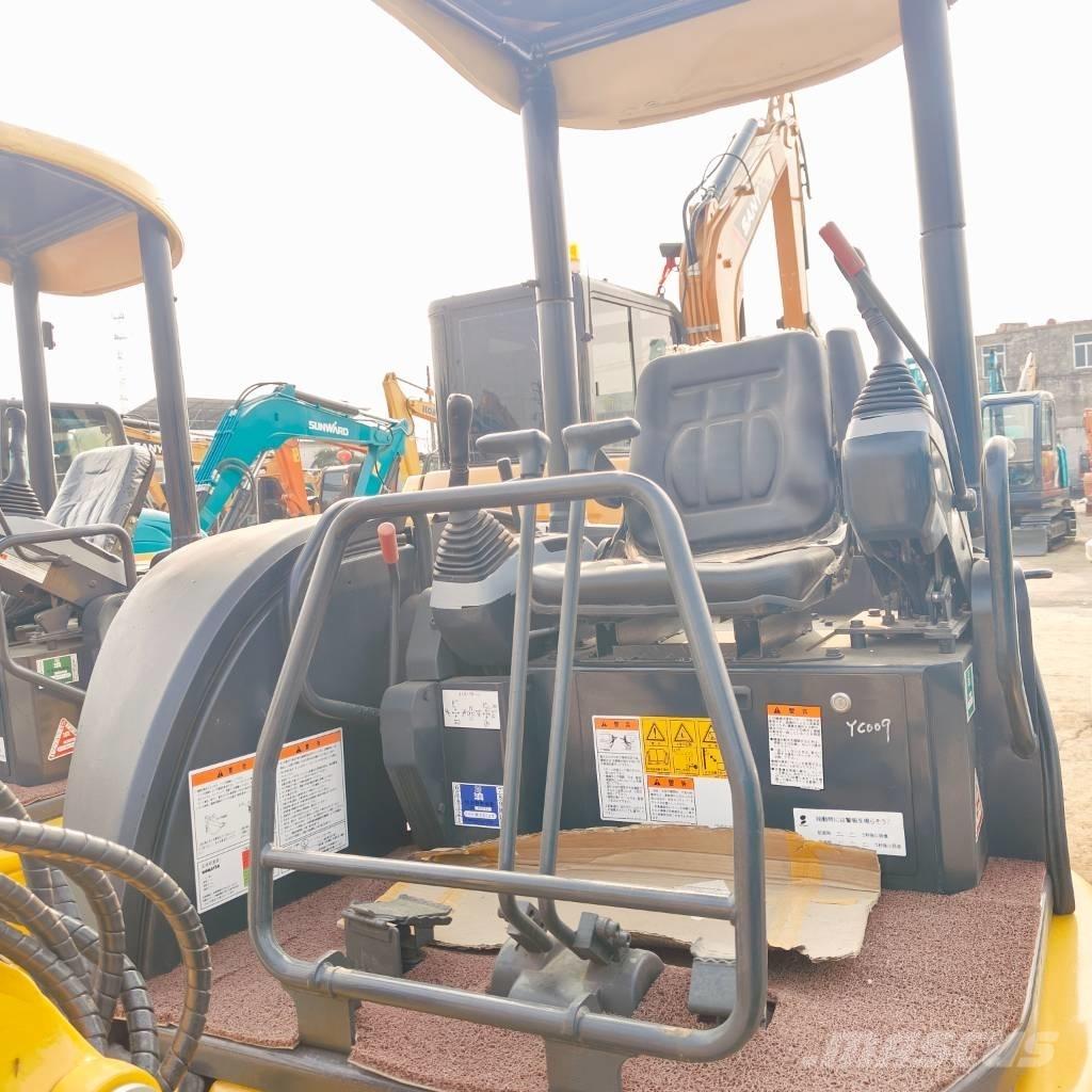 Komatsu PC30MR Εκσκαφάκι (διαβολάκι) < 7t
