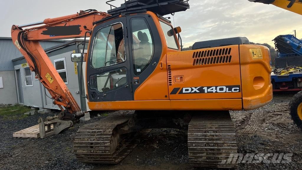 Doosan DX 140 Εκσκαφείς με ερπύστριες