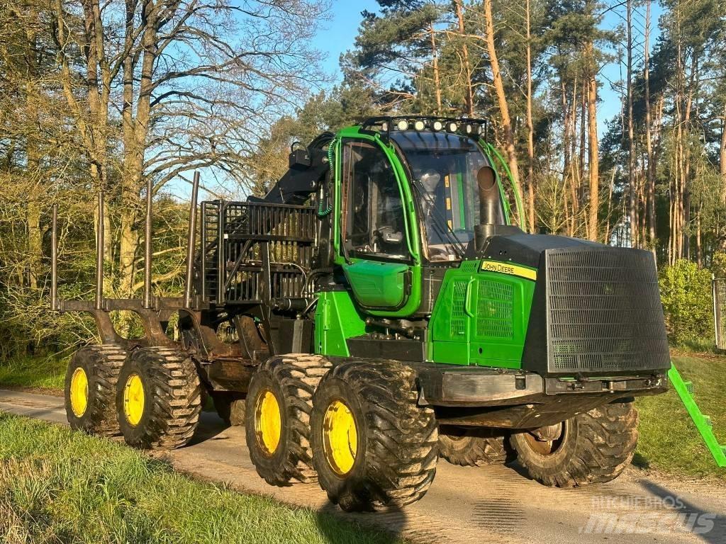John Deere 1210 E Μεταφορείς ξυλείας