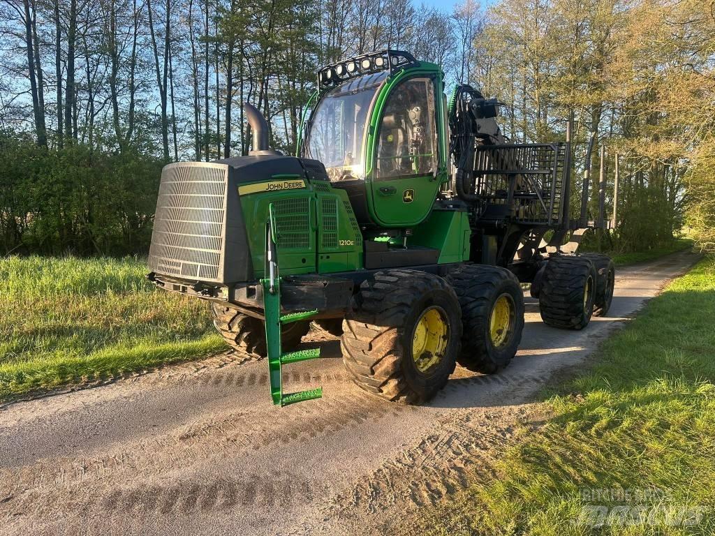 John Deere 1210 E Μεταφορείς ξυλείας