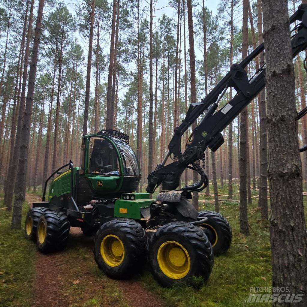 John Deere 1270E Θεριζοαλωνιστικές μηχανές
