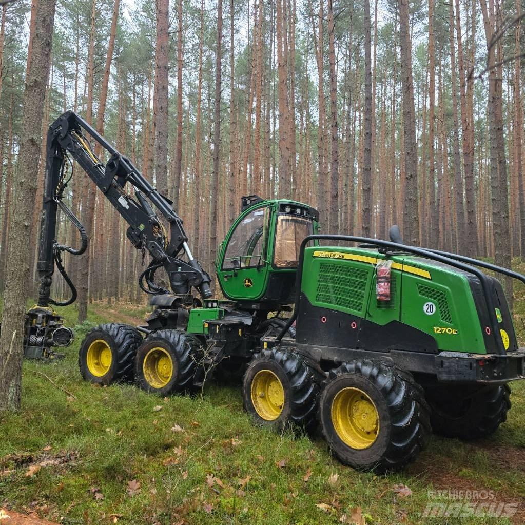 John Deere 1270E Θεριζοαλωνιστικές μηχανές