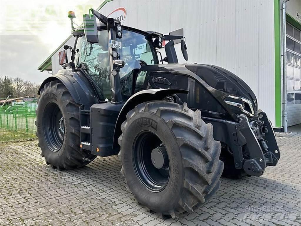 Valtra q305 Τρακτέρ