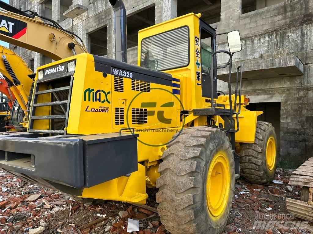 Komatsu WA 320 Φορτωτές με λάστιχα (Τροχοφόροι)