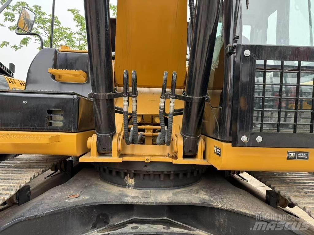 CAT 330 D L Εκσκαφείς με ερπύστριες