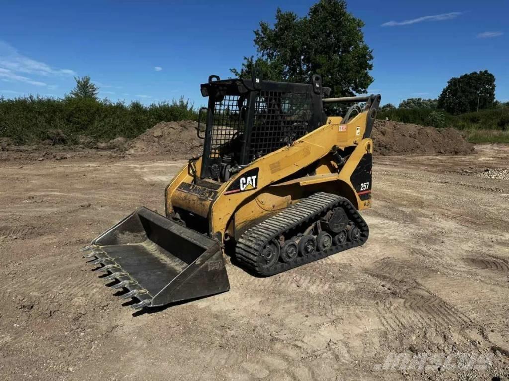 CAT 257 Φορτωτές με ερπύστριες