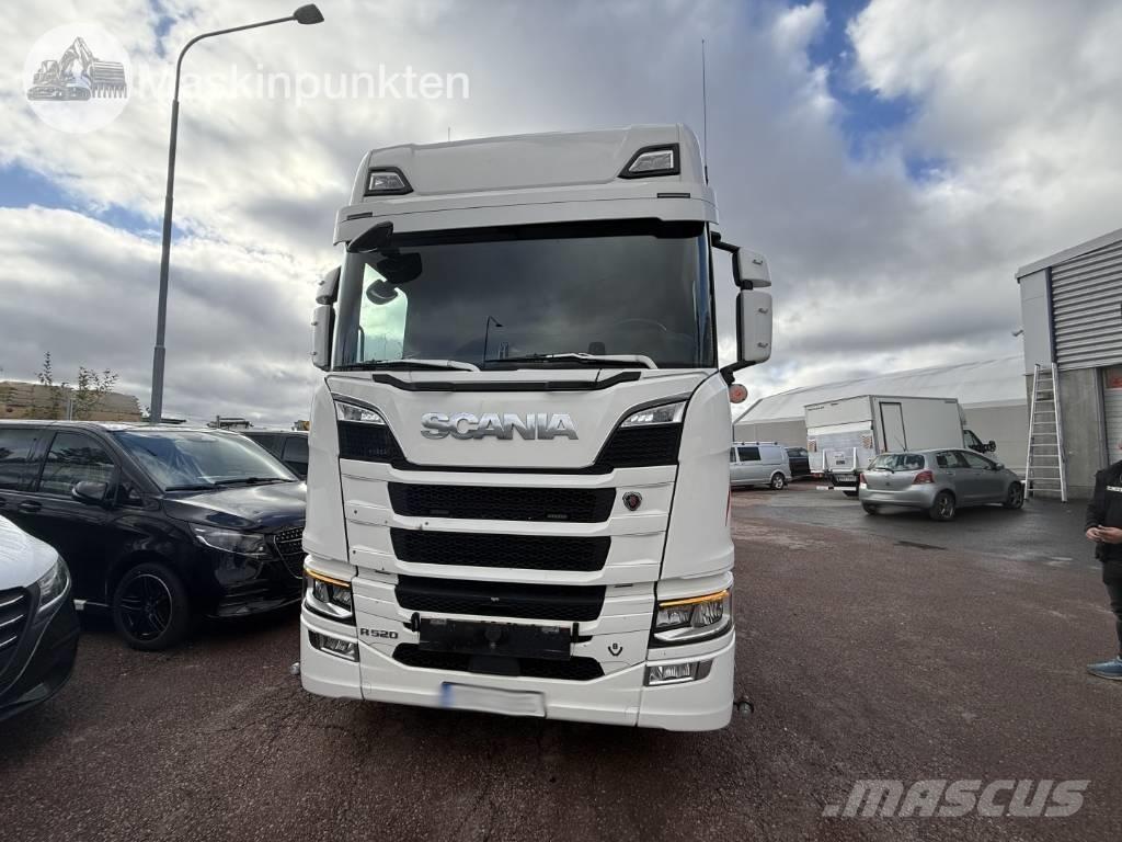 Scania R 520 Τράκτορες