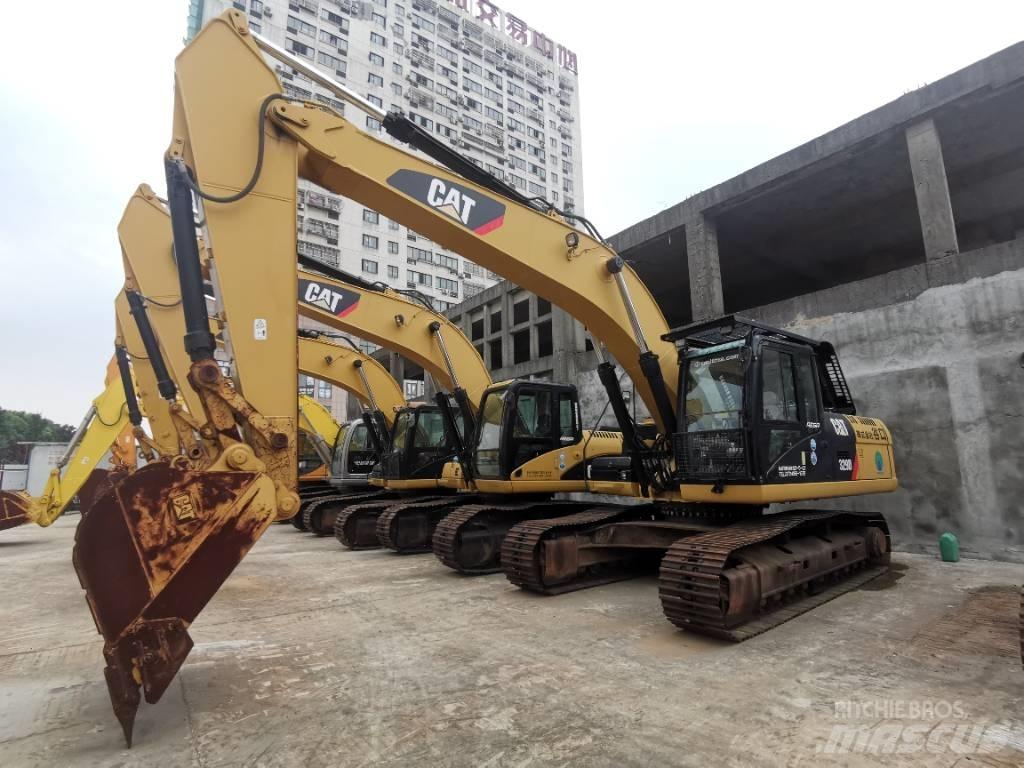 CAT 329 D Εκσκαφείς με ερπύστριες