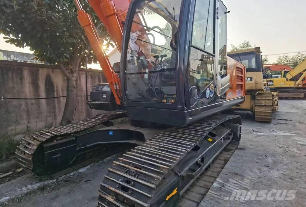 Hitachi ZX 200 Εκσκαφείς με ερπύστριες