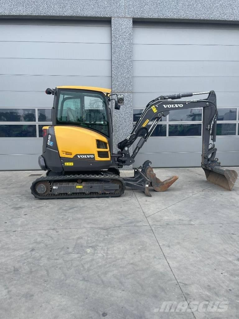 Volvo ECR 35 D Εκσκαφάκι (διαβολάκι) < 7t