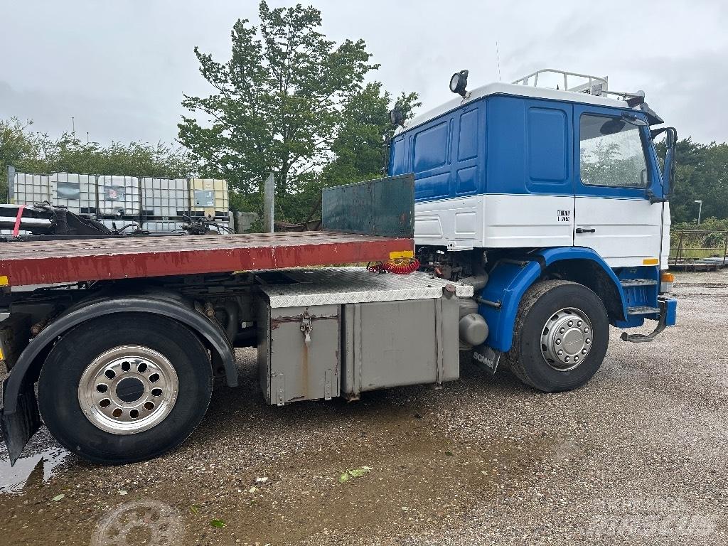 Scania P 92 M Τράκτορες
