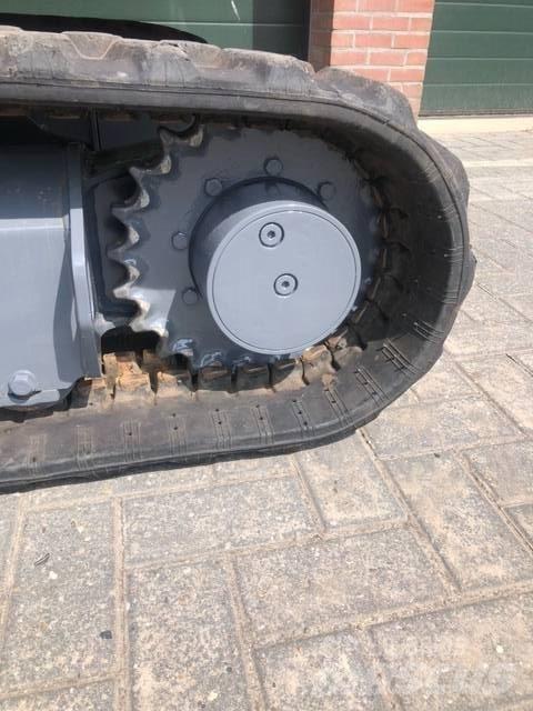 Takeuchi TB230 Εκσκαφάκι (διαβολάκι) < 7t
