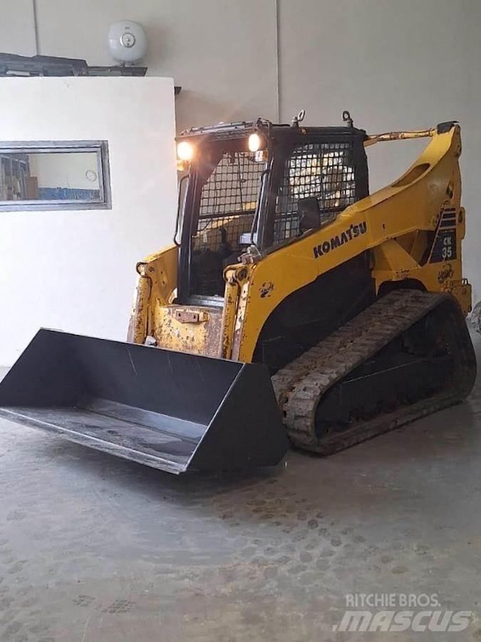Komatsu CK35 Μίνι φορτωτές
