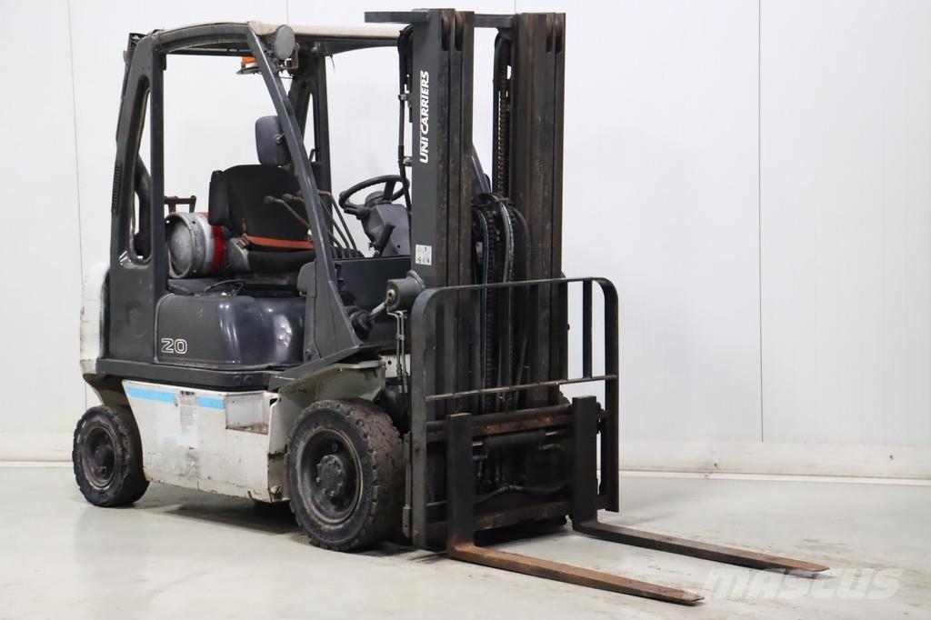 Nissan U1D2A20LQ Περονοφόρα ανυψωτικά κλαρκ με φυσικό αέριο LPG