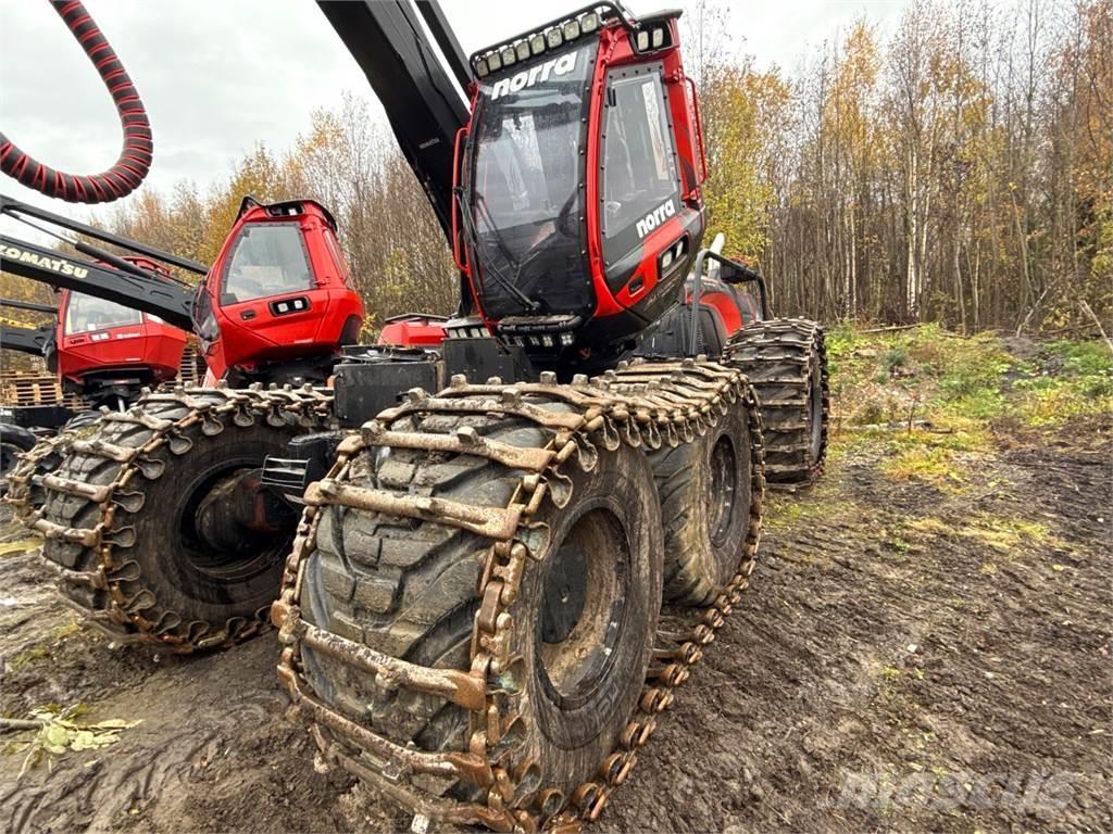 Komatsu 951 Θεριζοαλωνιστικές μηχανές